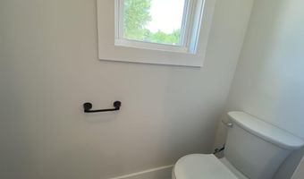 16 Trinton Ave, Bedford, IN 47421