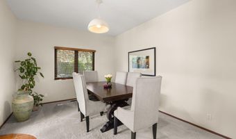 2740 TRAMWAY Cir NE, Albuquerque, NM 87122
