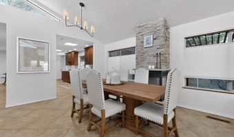 9735 Village Green Dr NE, Albuquerque, NM 87111