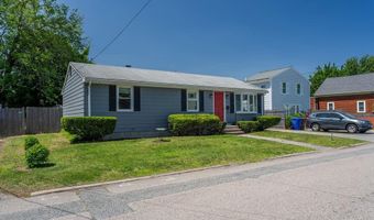 47 Planet Ave, East Providence, RI 02915
