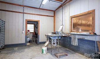 2121 Whitetail Rd, Blackville, SC 29817