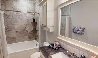 3103 NE Doyle Dr, Bentonville, AR 72712