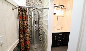 170 Th St, Albia, IA 52531