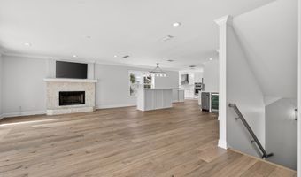 1766 BEACH Ave, Atlantic Beach, FL 32233