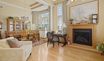 2 Woodlake Ct, Barnegat, NJ 08005