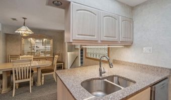 4 E Curran Dr, Absecon, NJ 08201
