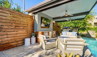 10313 Jade Point Dr, Las Vegas, NV 89135
