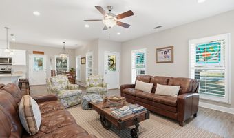 72 13th St, Apalachicola, FL 32320