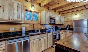 133 Cliffwood Dr, Banner Elk, NC 28604