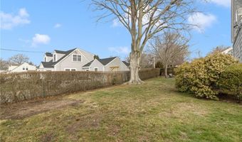 67 Harrison Ave, Newport, RI 02840