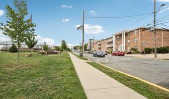 55 W 1ST St C6, Bayonne, NJ 07002