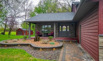 38177 Twin Oaks Dr, Avon, MN 56310
