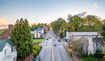 303 E Main St, Abingdon, VA 24210