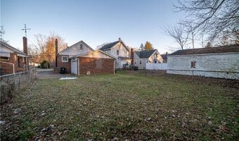 1040 Mercer Ave, Akron, OH 44320