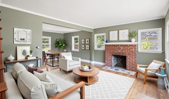 200 Burr Ext St, Barnegat, NJ 08005