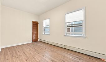 164 W 31ST St 1, Bayonne, NJ 07002