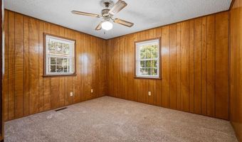 605 7th St, Barling, AR 72923
