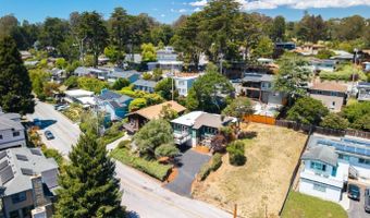517 Sumner Ave, Aptos, CA 95003