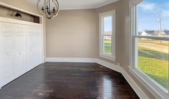 1614 13th St, Bedford, IN 47421