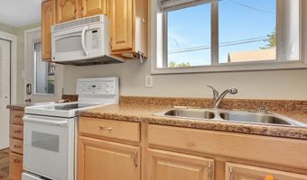 7813 Dover Ave, Anchorage, AK 99504