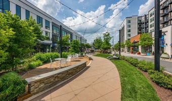 20316 NEWFOUNDLAND Sq, Ashburn, VA 20147