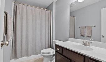 2706 Kingston Dr, Ames, IA 50010