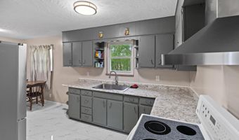 1878 Broadway Dr, Bean Station, TN 37708