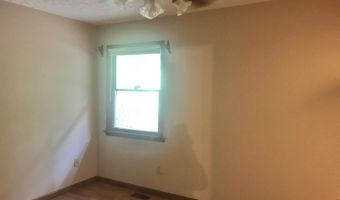 1037 Geiger Ln, Ashland, KY 41101