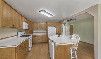 326 Arthur St, American Falls, ID 83211