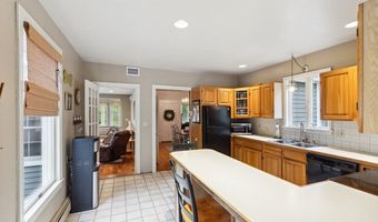 292 Plymouth St, Abington, MA 02351