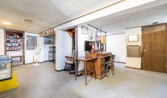 33 Debra Ln, Bristol, CT 06010