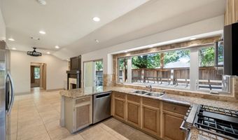 4101 Rush Cir, Addison, TX 75001