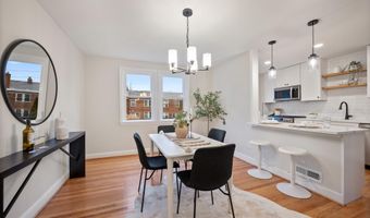 323 STRATFORD Rd, Baltimore, MD 21228