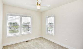 44858 TIVERTON Sq, Ashburn, VA 20147