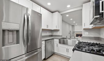 5980 KIMBERLY ANNE Way, Alexandria, VA 22310