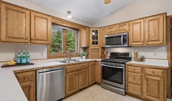 16528 Ward Lake Dr NW, Andover, MN 55304