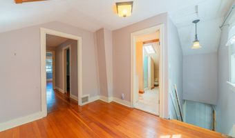 28 Reservoir St, Bethel, CT 06801