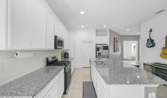 5547 DEL CORONADO Dr, Apollo Beach, FL 33572