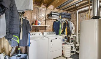 1077 Sun Valley Ln, Allegan, MI 49010