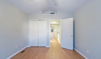 2434 Mulberry Ct, Ann Arbor, MI 48104