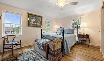 45 Mountainside Ave, Atlantic Highlands, NJ 07716