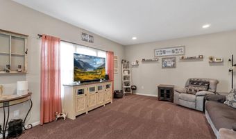 7 Burroughs Dr, Ashville, OH 43103