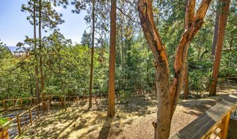774 Lisa Ln, Ashland, OR 97520