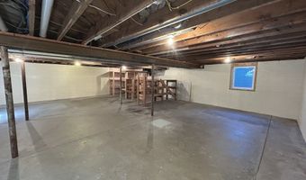 144 W 6th St, Ainsworth, NE 69210