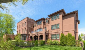 78 Rhode Island Ave 8, Newport, RI 02840