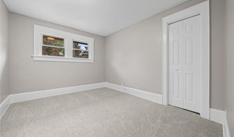 1376 Goodyear Blvd, Akron, OH 44305