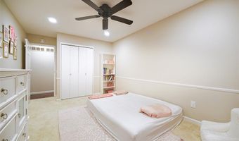 1012 Stuyvesant Ln, Ballwin, MO 63011