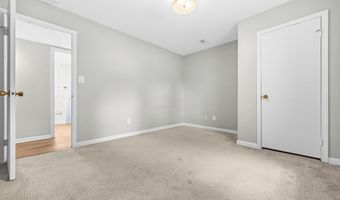5915 LARPIN Ln, Alexandria, VA 22310
