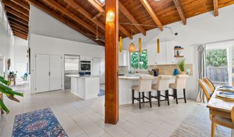 610 Milokai St, Kailua, HI 96734
