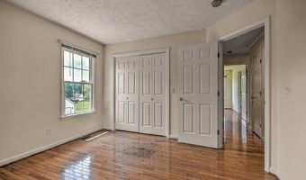 25287 Whiteridge Dr, Abingdon, VA 24211